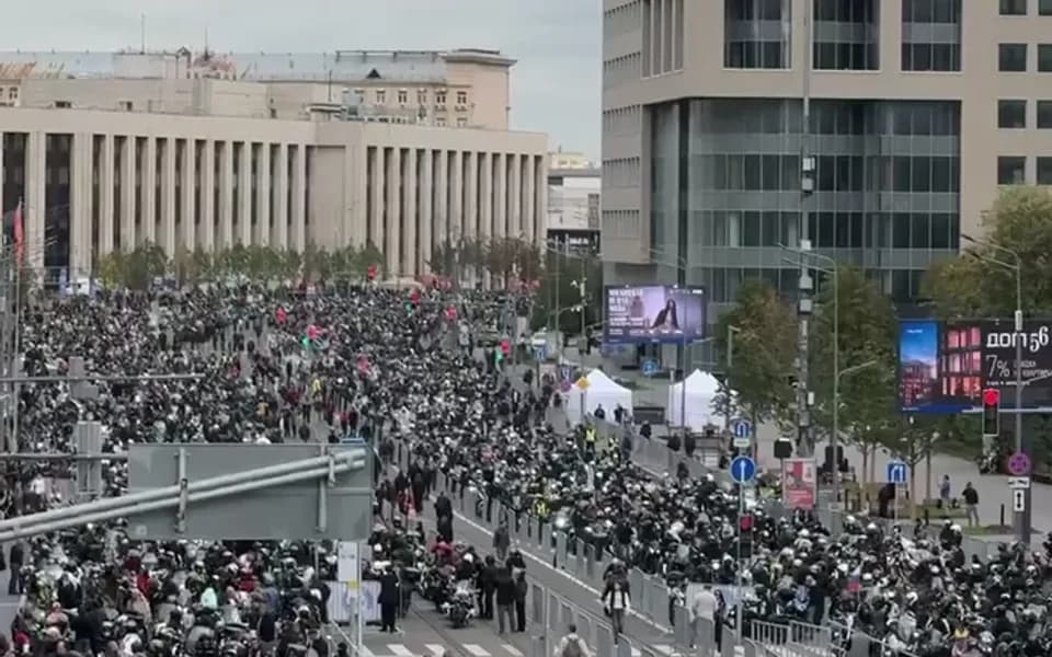 Кадр из видео 3280636090665727882.mp4